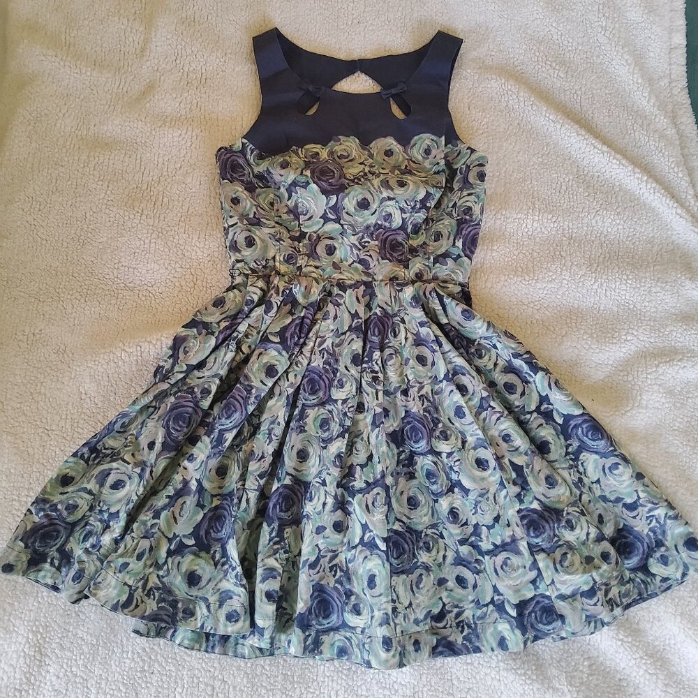 Painted Rosette Twirl Skirt Dress Cut-Out Bow Neckline Floral Party Tea Easter